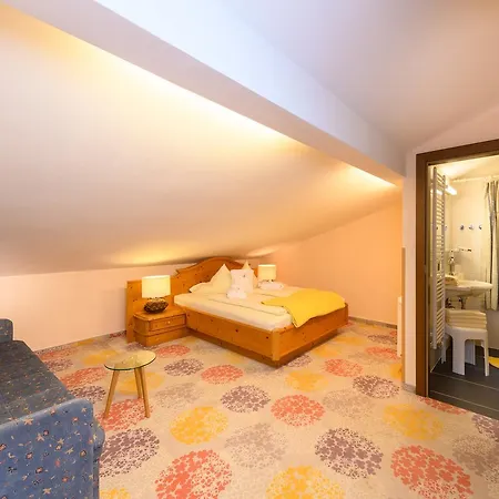 Hubertus 3*