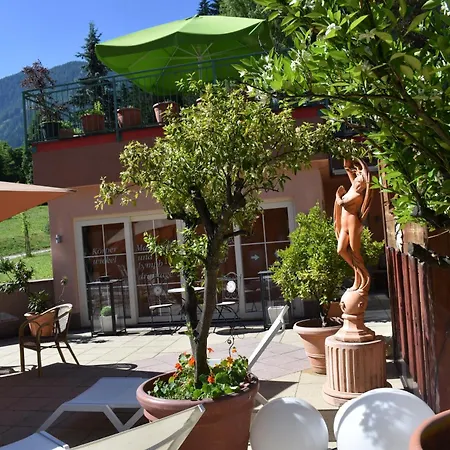 Hubertus Hotel 3*